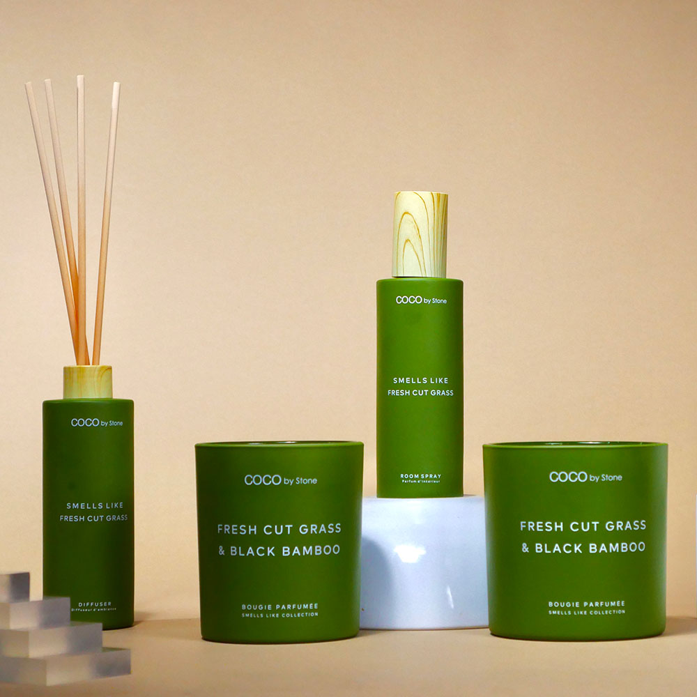 11oz Smells Like Fresh Cut Grass & Black Bamboo Candle