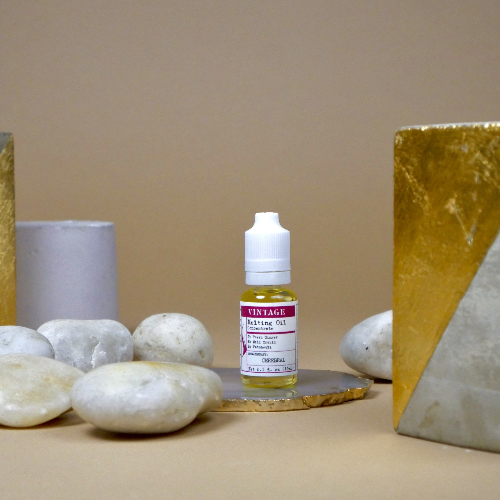 0.5 fl. oz Vintage Oil